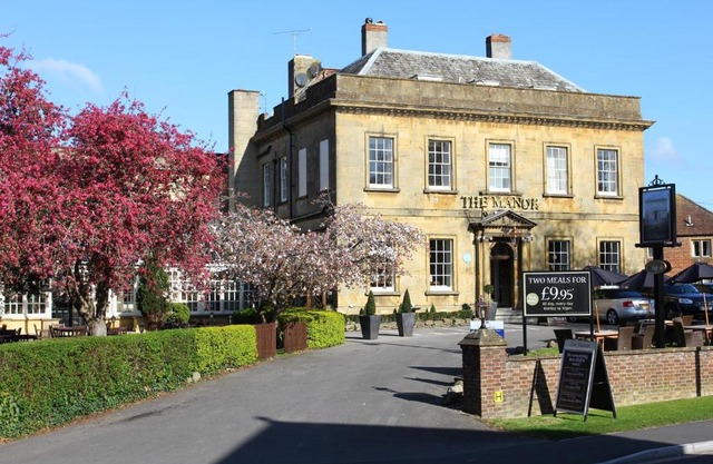 Manor Hotel by Greene King Inns