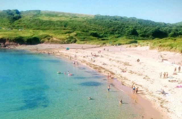 Manorbier Castle Inn Bay Room