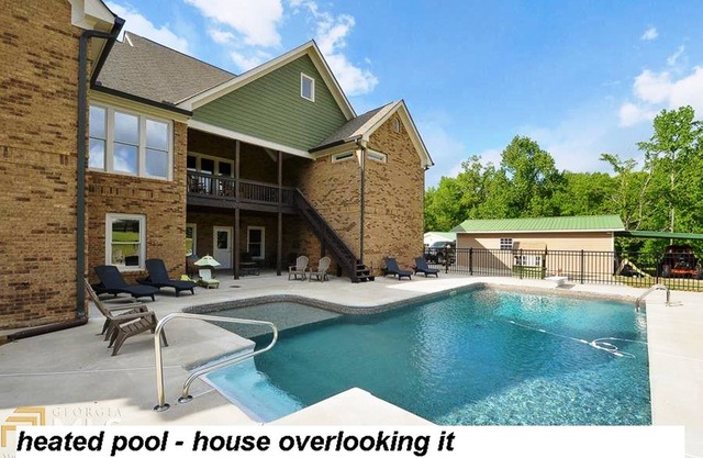 MANSION-PRIVATE POOL5br, 4ba, 13 beds. 2 Full Kitchens, Outdoor dining