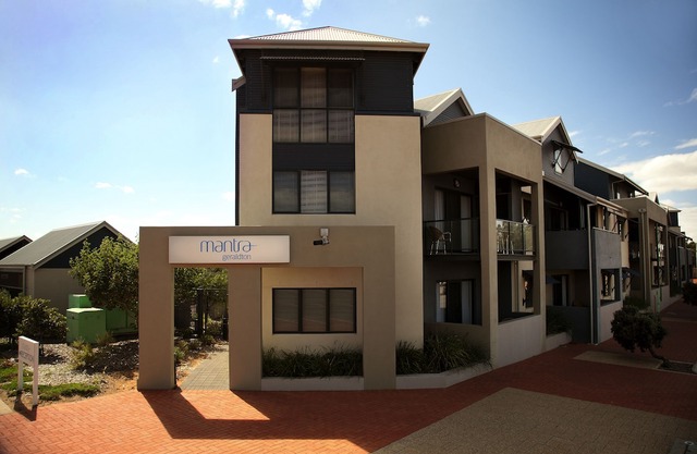 Mantra Geraldton