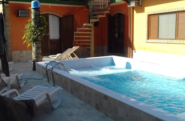 MARANDUBA-PERFECT PARADISE, SUPER COZY HOUSE WITH POOL 04/21 PEOPLE