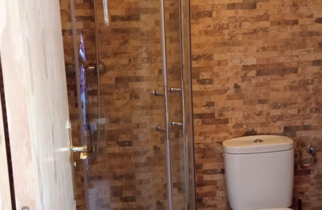 March house for 2 people