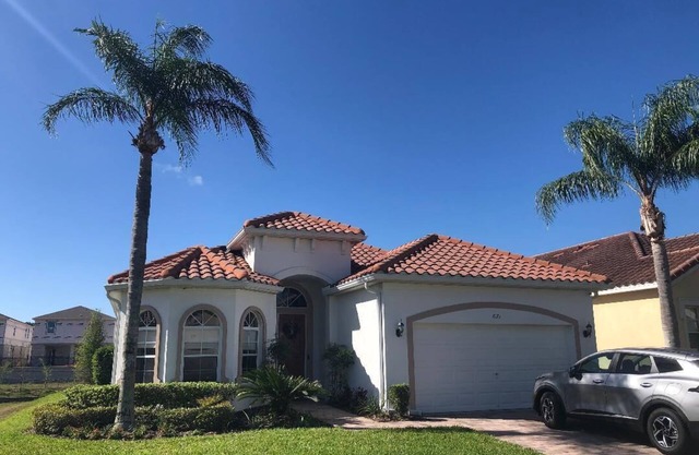 MargaritaVilla Close to Disney Desirable Gated Tuscan Hills 2 Master Ensuites