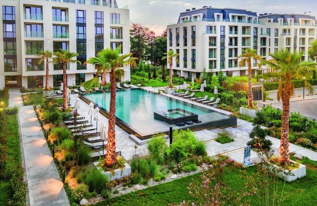 Marina Beach Azur- 100m from the BEACH & SPA! LUXURY APARTMENT!