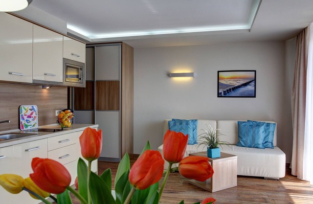 Marina Jastarnia - Apartamenty - Basen