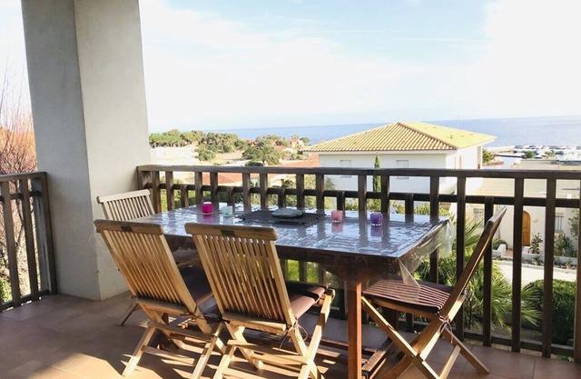 Marine de Sant Ambroggio - Very nice apartment with sea view - F3 V3N4