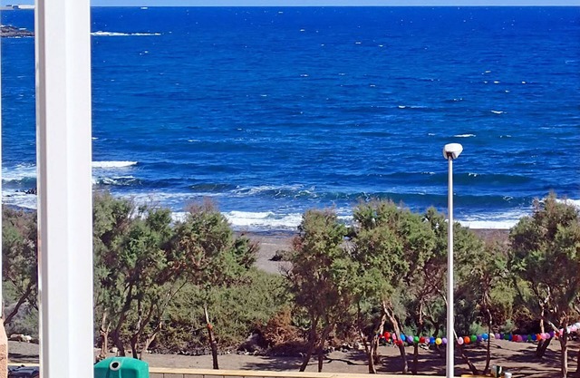 MARINEDA by RENTMEDANO ocean views, pool, parking WIFi Smart TV