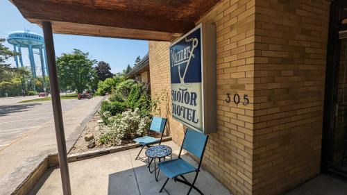 Mariner motor hotel