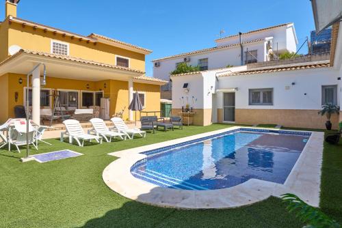 Marisol' House