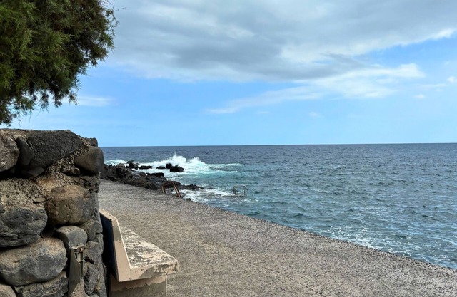 MarketHome Caleta Beach Home