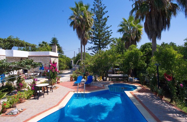 Maros Spitaki 
