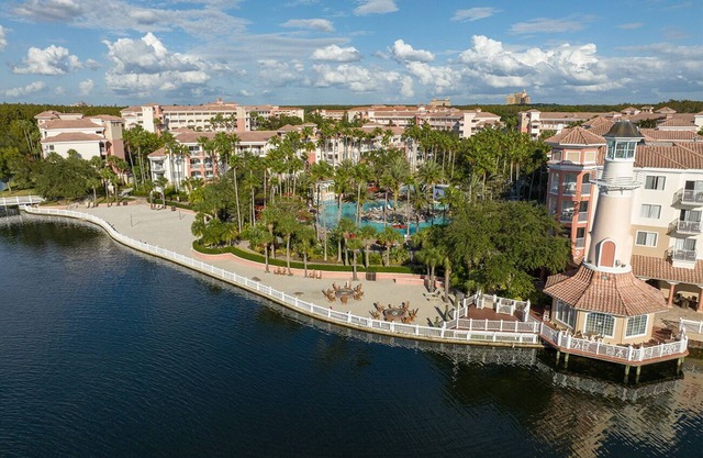 Marriott's Grande Vista- Perfect place to stay when visiting the theme parks!