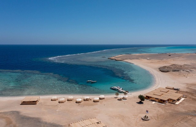Marsa Nakari Village