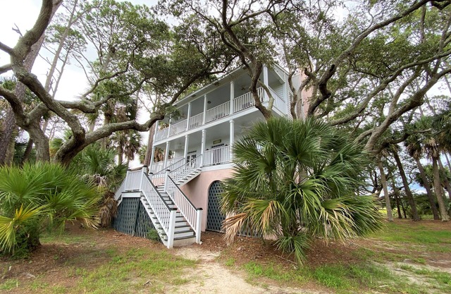 Marsa's Place-Marsh/Creek/Ocean Views; Easy Beach Access;Dogs Welcome