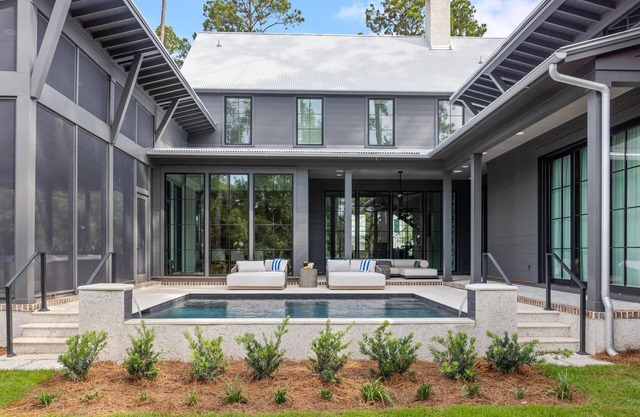 Marshside Retreat - Private pool, breathtaking 6 BD in Moreland!