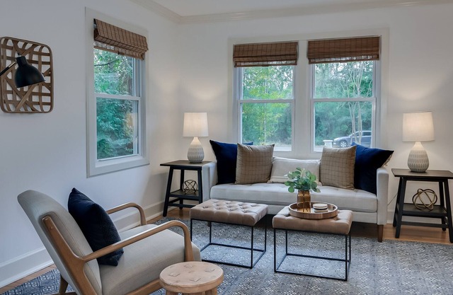 Martingale Cottage Aiken - Downtown and Bruce’s Field