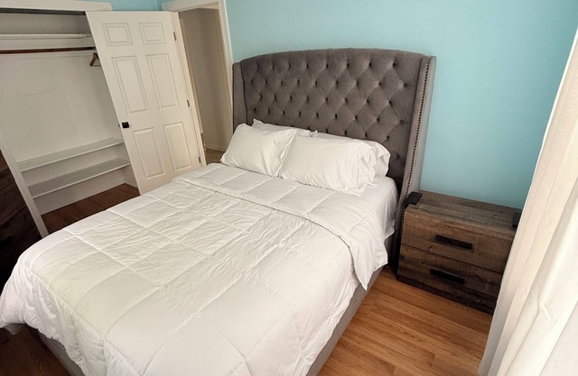 Marvelous 2-bedroom house with AC in Queens close to Jfk airport