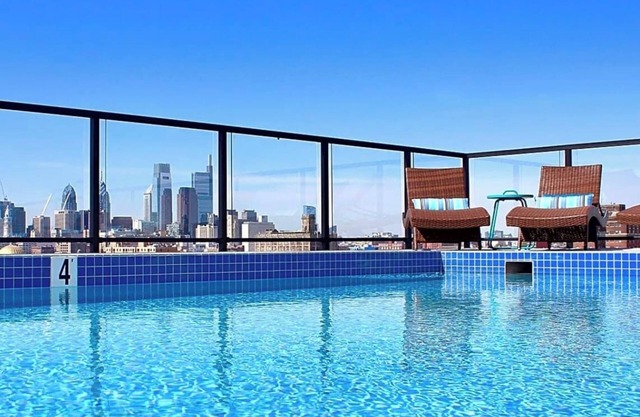Marvelous Studio in Philly – Rooftop Pool & Gym