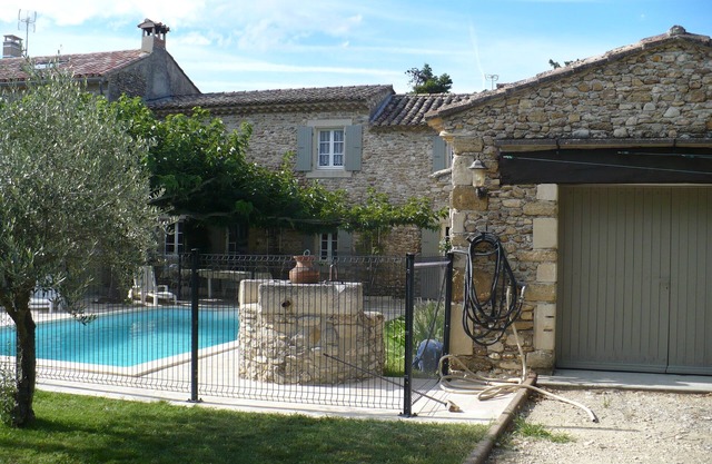 Mas in Provence with swimming pool