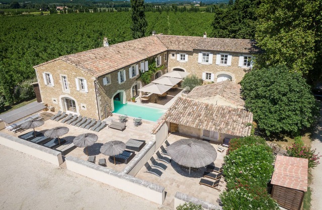 Mas Loisonville, Prestige residence in Drôme Provençale - sleeps up to 58