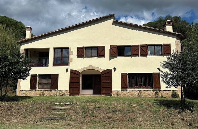 Masia Can Codina, rural accommodation for 10 people in Santa Coloma de Farners