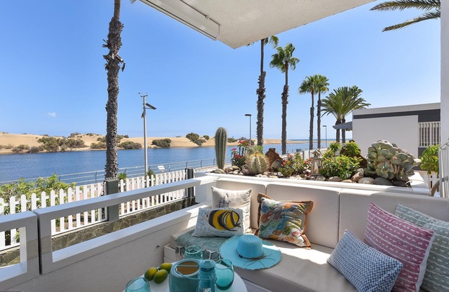 Maspalomas Charca AB by VillaGranCanaria