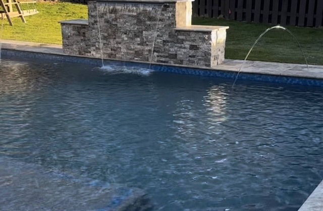 Master 2026!Whispering Pine with pool and hot tub