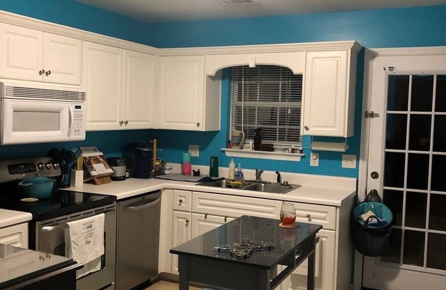 Masters Rental 2-bedroom townhome with WiFi, AC in fabulous Augusta