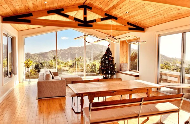 Matakana View- Treetop retreat in Matakana