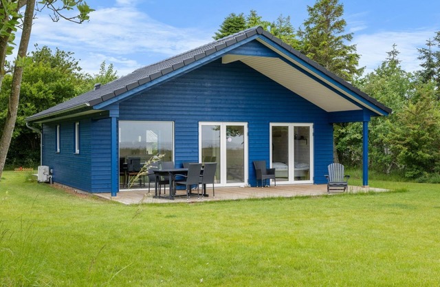 "Mato" - 100m from the sea by Interhome
