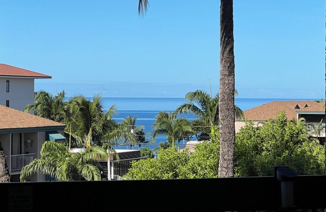 Maui Vista #3-301 Corner Condo, Partial Ocean View, near Kamaole Beach Parks