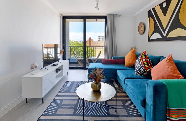 Mawethu | Stunning Observatory Apartment | Pool