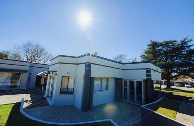 Mawo Luxury Boutique