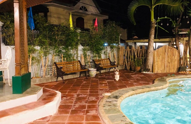 May's Pool House Near Enchanted Kingdom