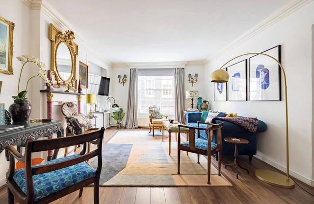 Mayfair W/ac 3-bed-5guests Berkeley Square