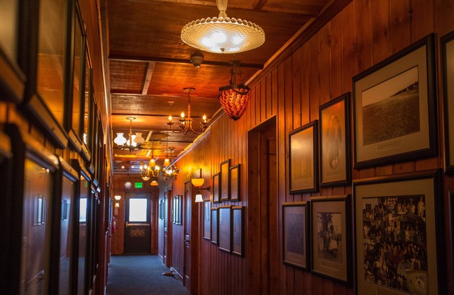 McMenamins Gearhart Hotel
