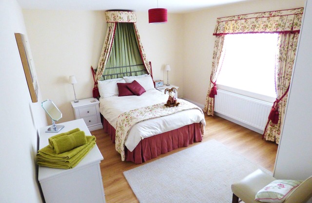 Meadow Cottage 4 Star NITB accomodation