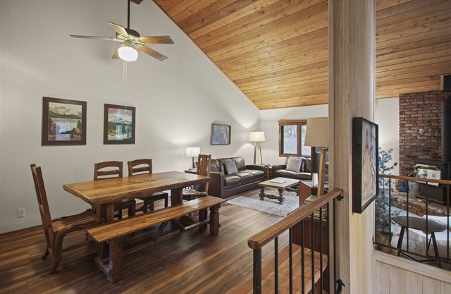 Meadow Ridge 3: Nice Condo, close to Eagle Lodge and Sierra Star Golf Course