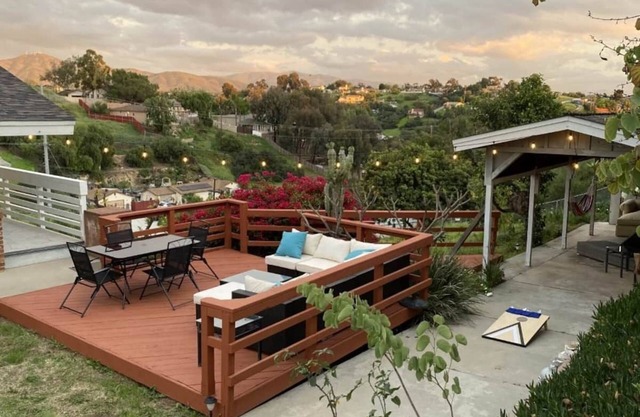 "Medallion" Modern City Estate 7bed/5bath AC + VIEW