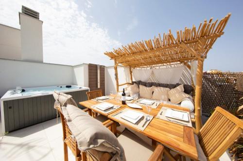 MEDANO4YOU Tina's Jacuzzi Terrace Playa Chica