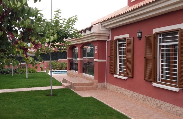 Mediterranean chalet/Costa Blanca