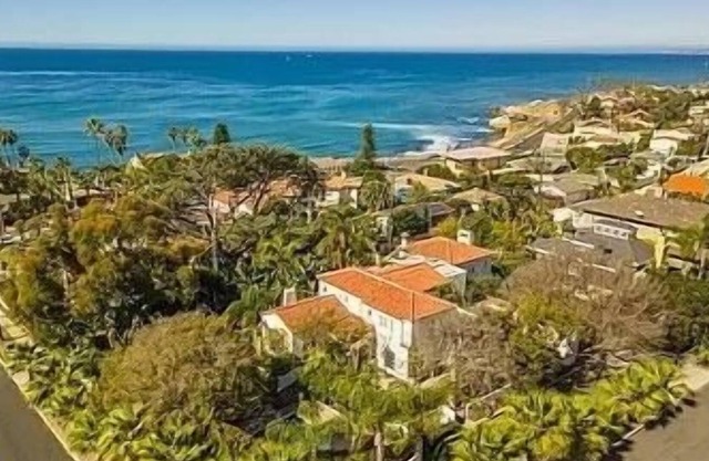 Mediterranean Riviera Circa 1927: Casa Blanca Sunset Cliffs w Pool/Spa 1/2 acr
