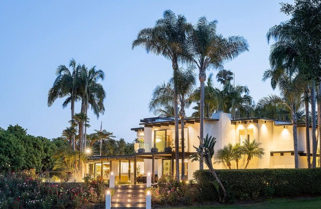 Mega Mansion in La Costa