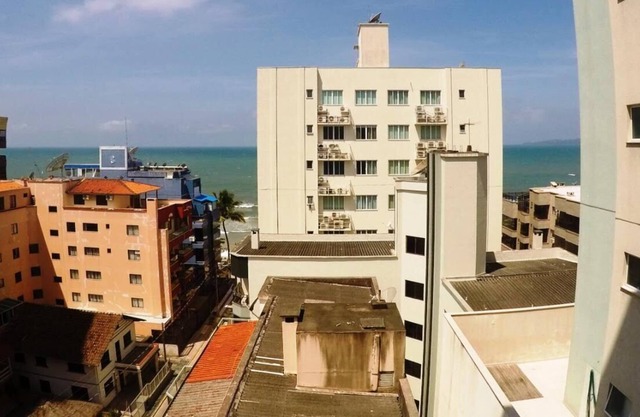 Meia praia-new apartment with 3 suites- Rua 265