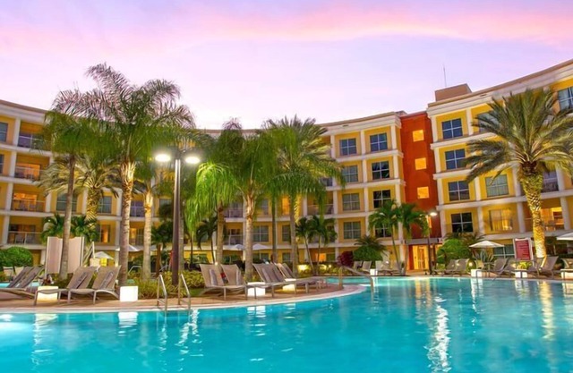 Melia Orlando at Celebration 2br suite, Saturday check-in