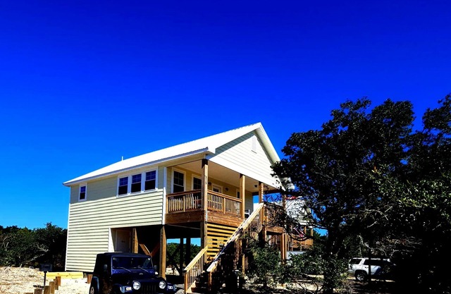 Mellow For Shore-Built in 2023-3.5 Miles off pavementn4WD required-AIR DOWN!