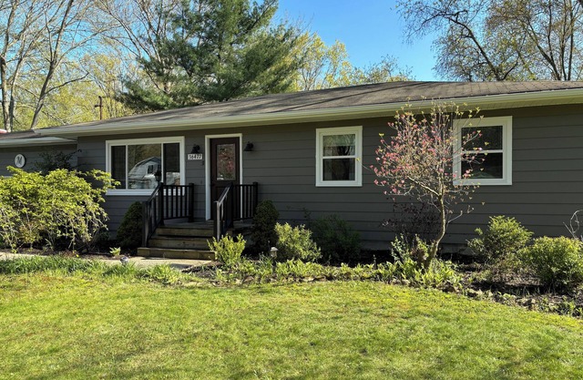 Melva’s place North Ridgeville