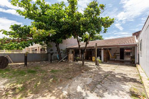 Memora Guesthouse Pontal do Paraná - Suíte a duas quadras da Praia e perto da Ilha do Mel