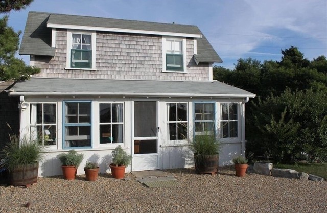 Menemsha - transferable boat reservation available for August 28th - Sept. 4th.