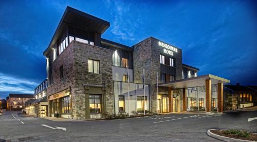 Menlo Park Hotel 
